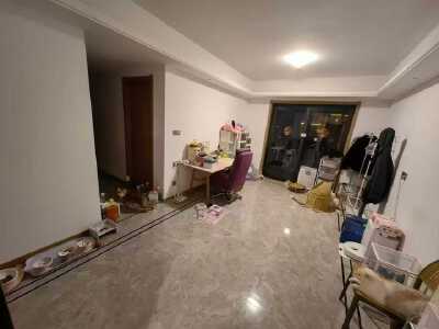 急出售：德信诚园高楼层97平方，原价210万现价175万，精装修，三室两厅两卫，出让满二税省，看房方便