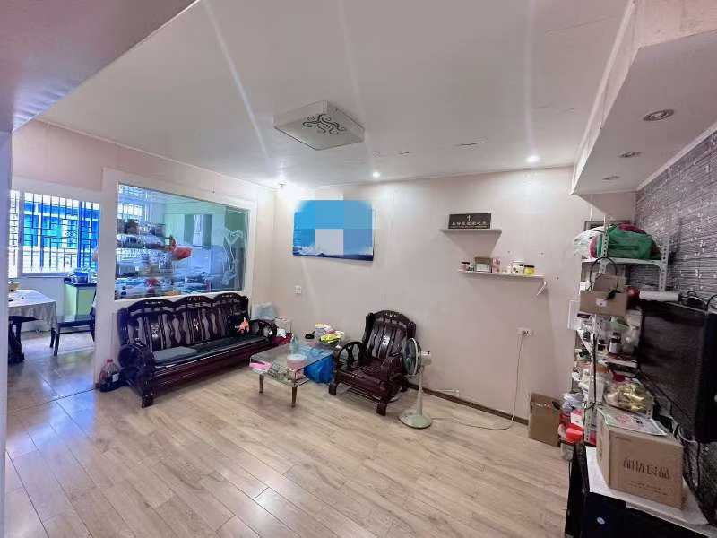 隆小安中，隆山东路3楼91平2室1书1卫，清水装修，税省价格88万，价格看中可议 二手房